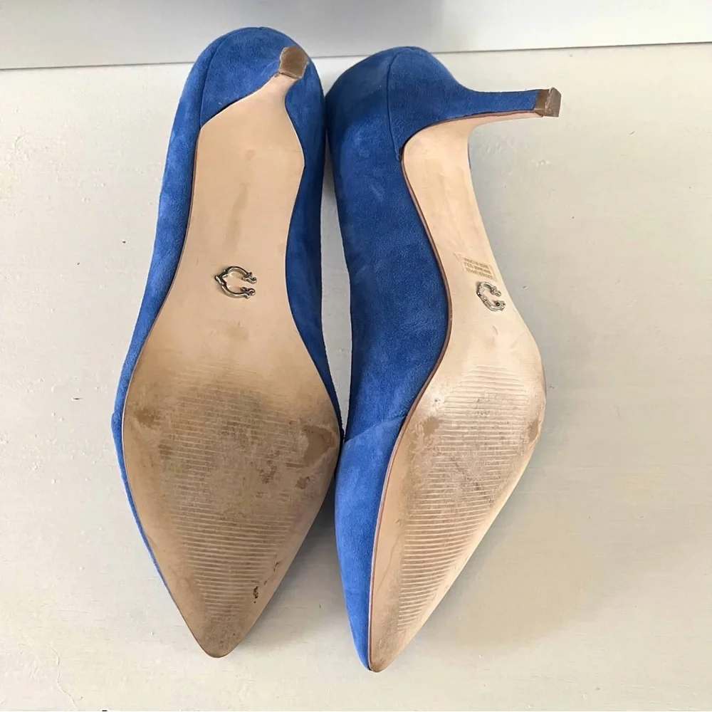 C. Wonder Blue Azure / Cerulean Blue Suede Leather Heels Size 7